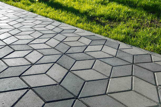 Best Driveway Paving Contractor  in Batavia, IL
